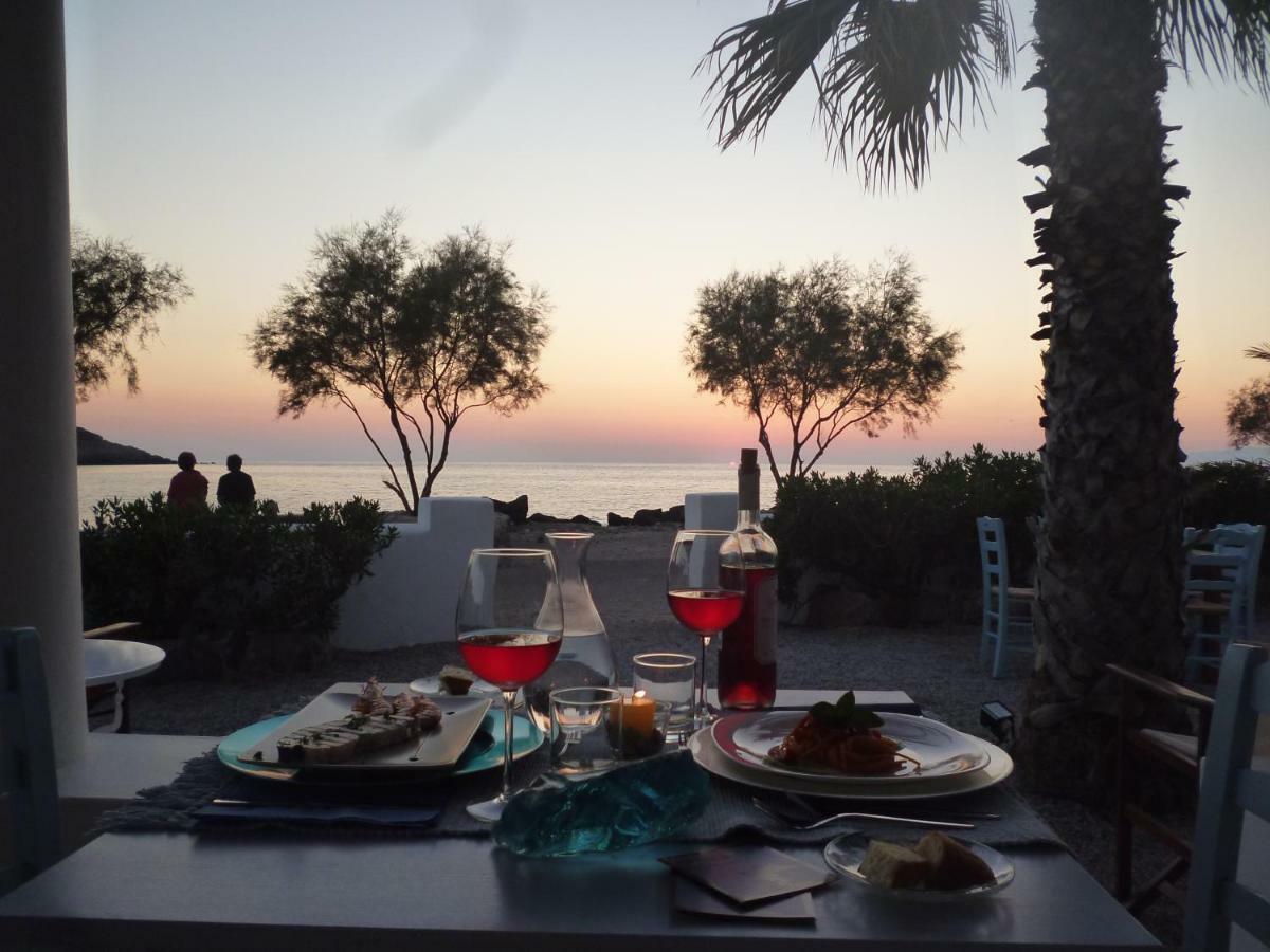 Oklaca Patmos Beach Rooms スカラ エクステリア 写真